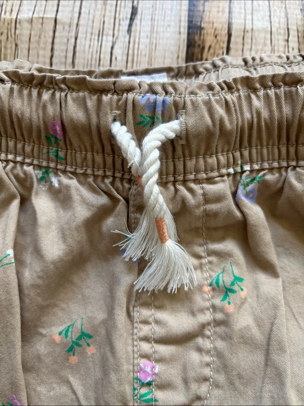 GAP Khaki Tan Floral Embroidered Girls' Shorts